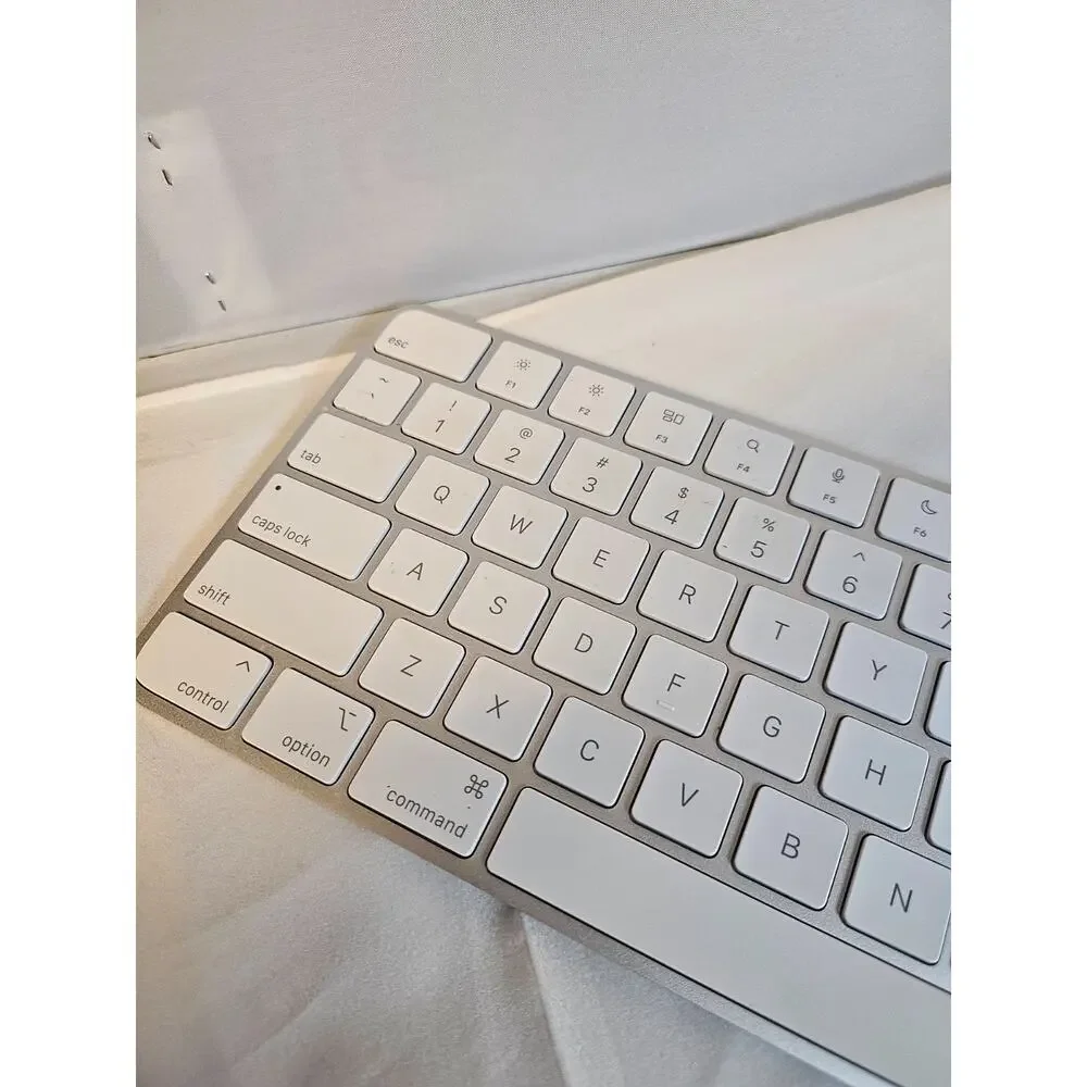 Apple magic keyboard